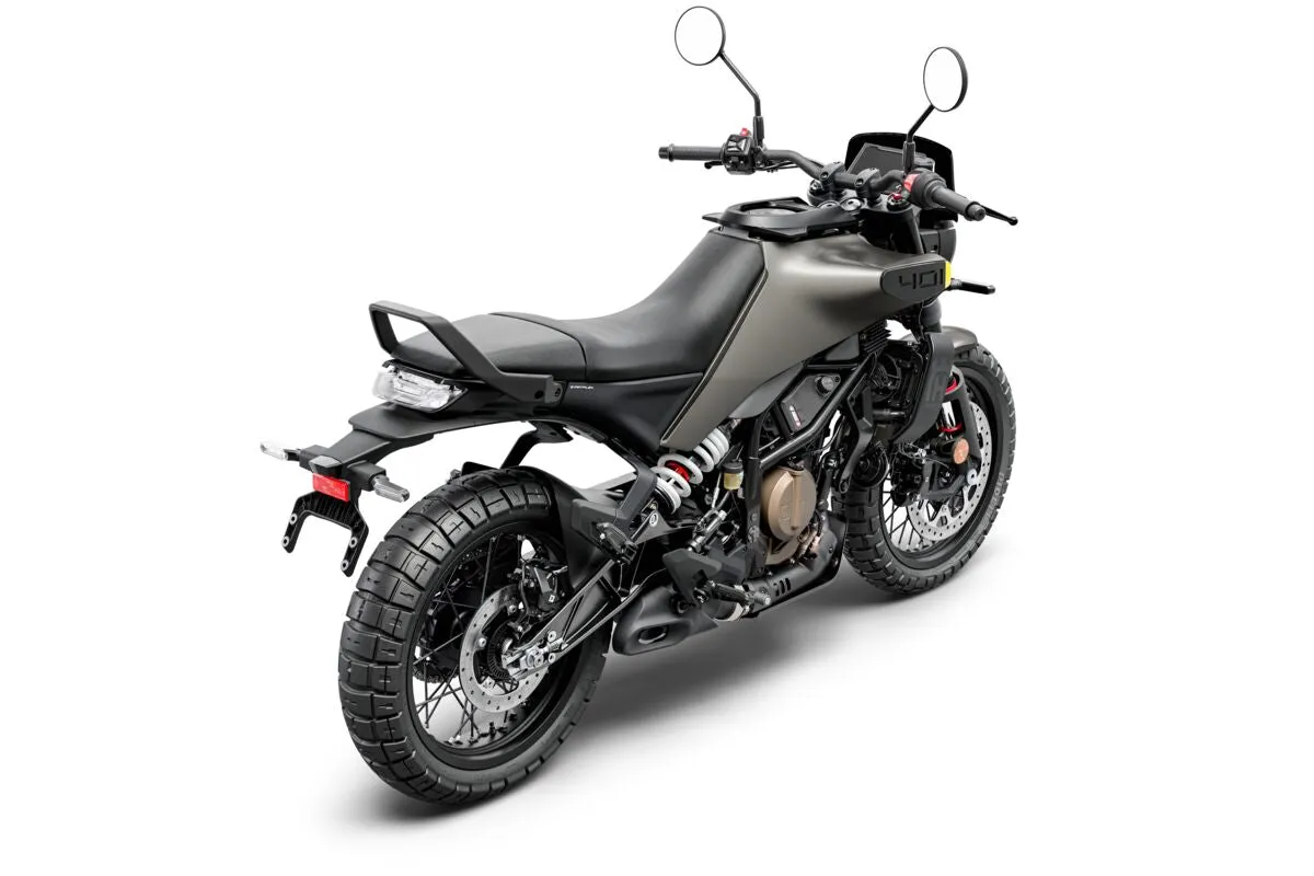 2024 Husqvarna Svartpilen 401 - IN STOCK
