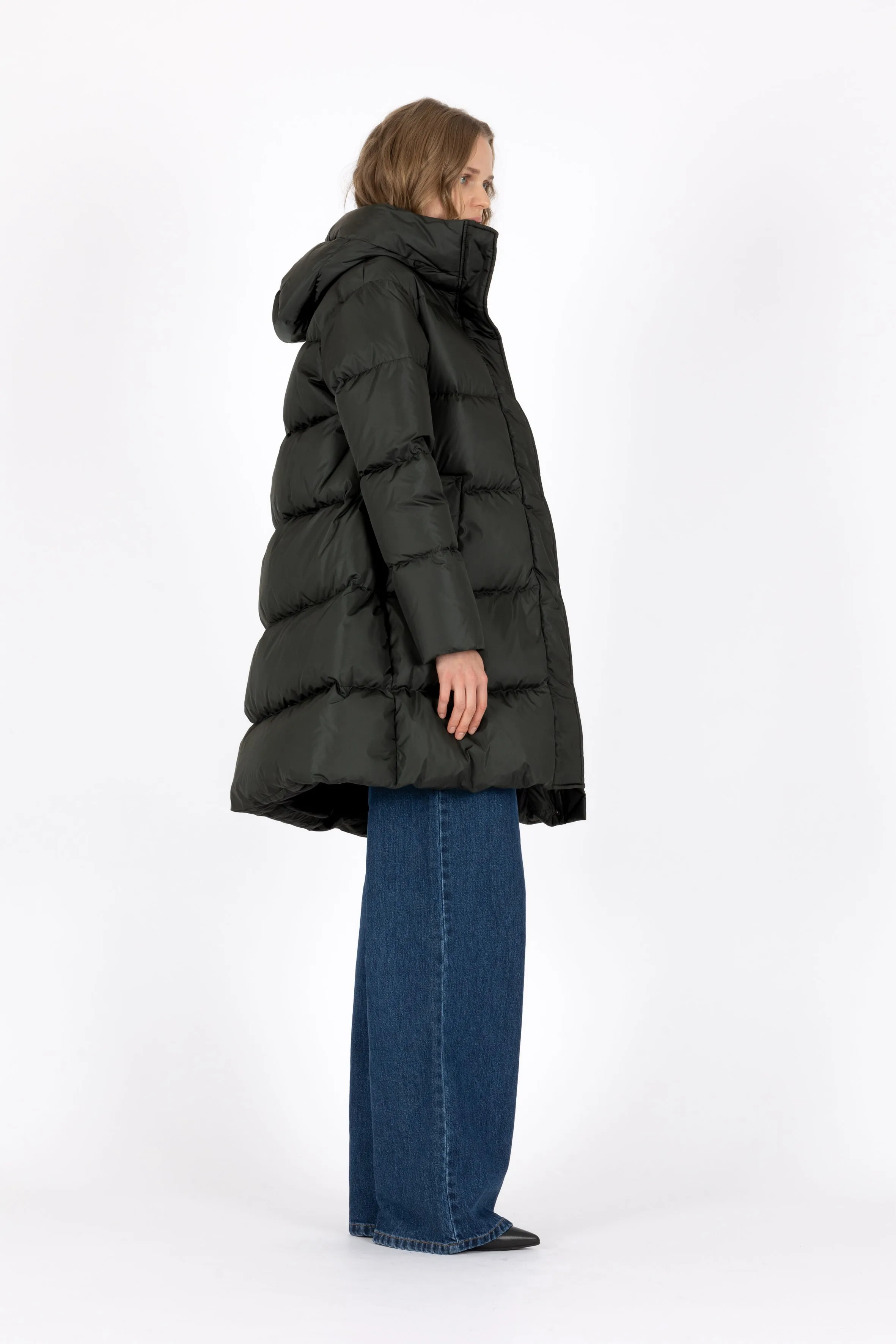 DOWN COAT NEV