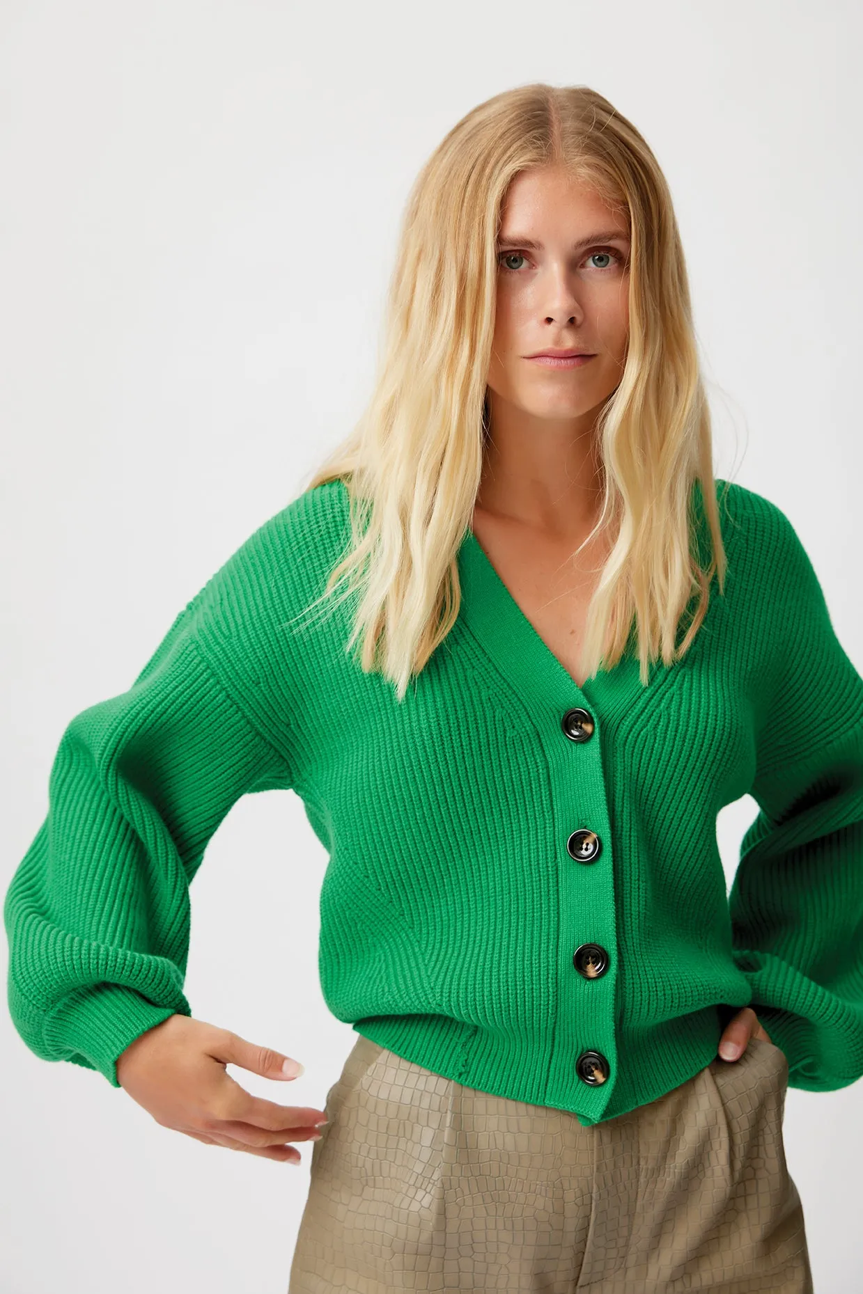 EmblaGZ V-Cardigan - Green Bee