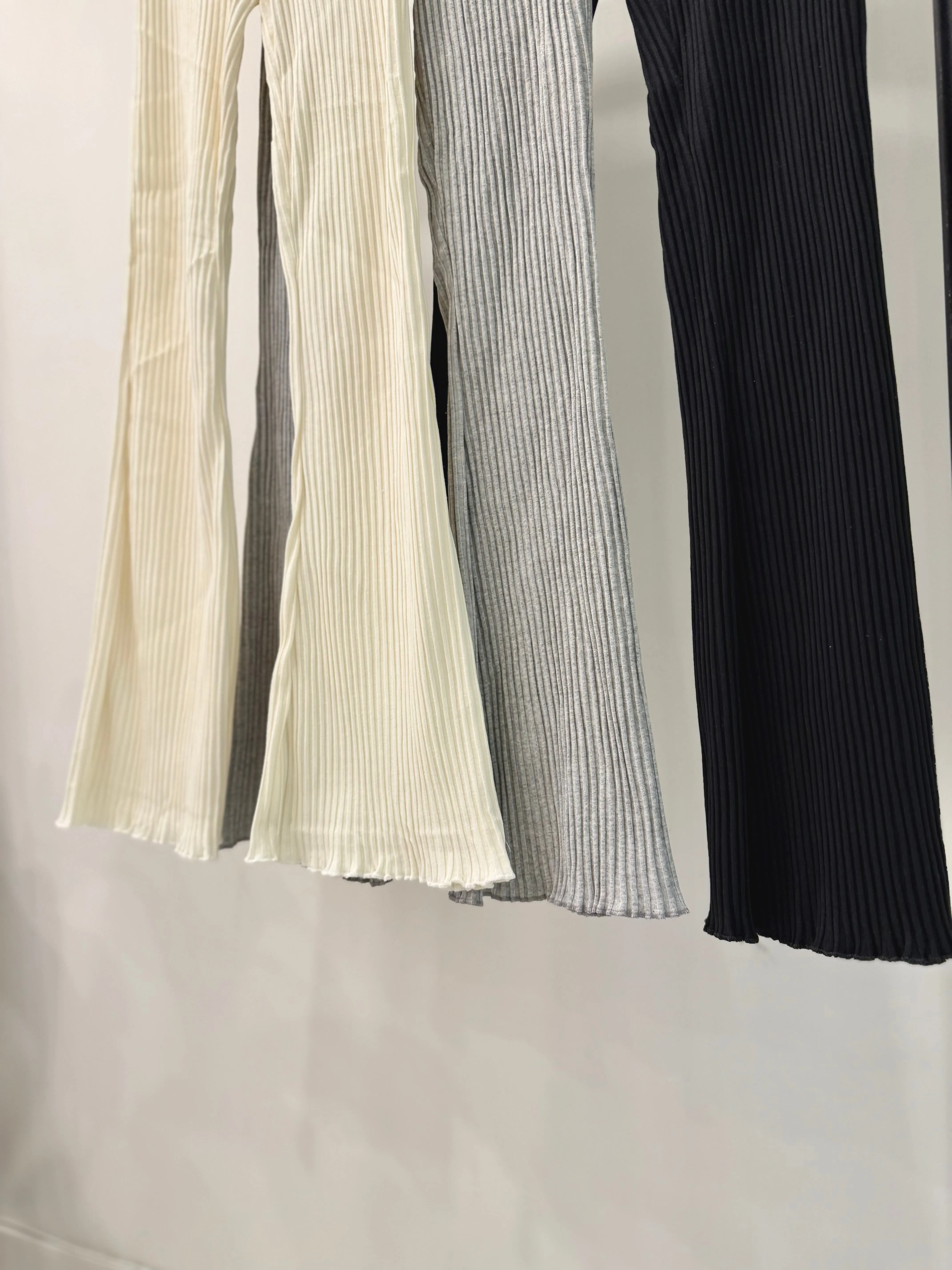 ROZEN Ribbed bootcut tights