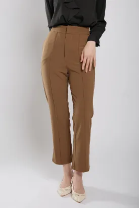 Yuri Tapered Pants in Brown